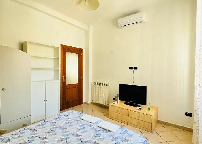 Penzion Una Stanza Nel Bunker