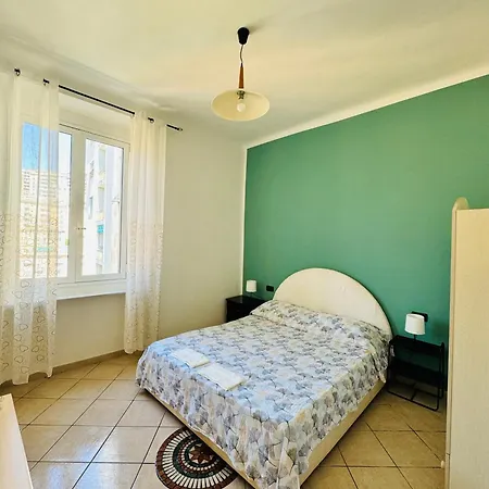 Una Stanza Nel Bunker * Genua