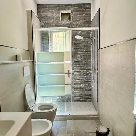 Una Stanza Nel Bunker