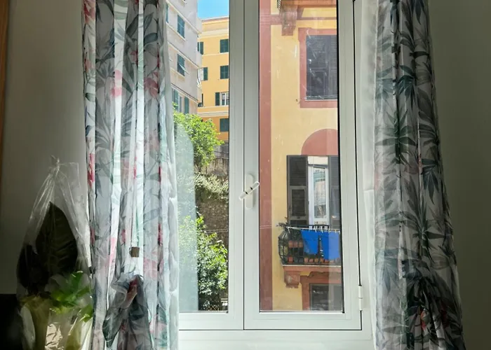 بيت ضيافة Una Stanza Nel Bunker جنوة